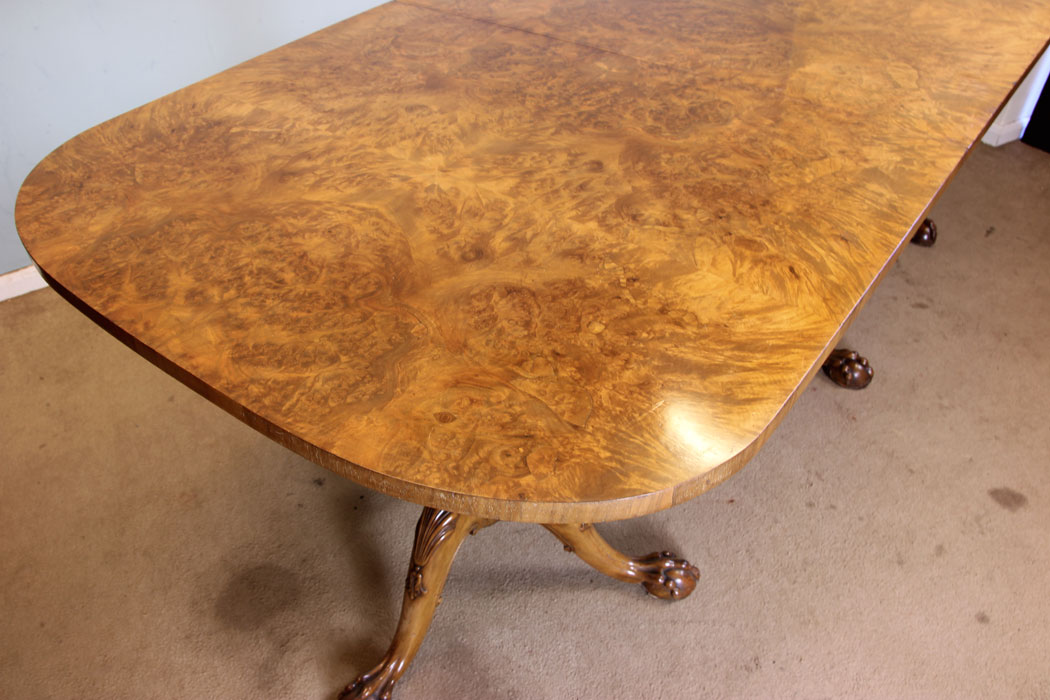 Antique 3 Piller Georgian Style Walnut Dining Table, Antique Burr Walnut Pedestal Dining Table,