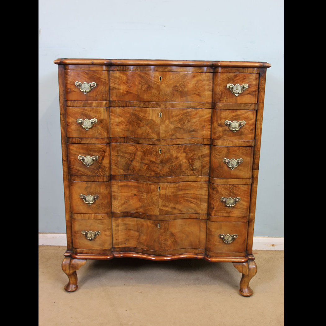 Antique Burr Walnut Chest of Drawers,