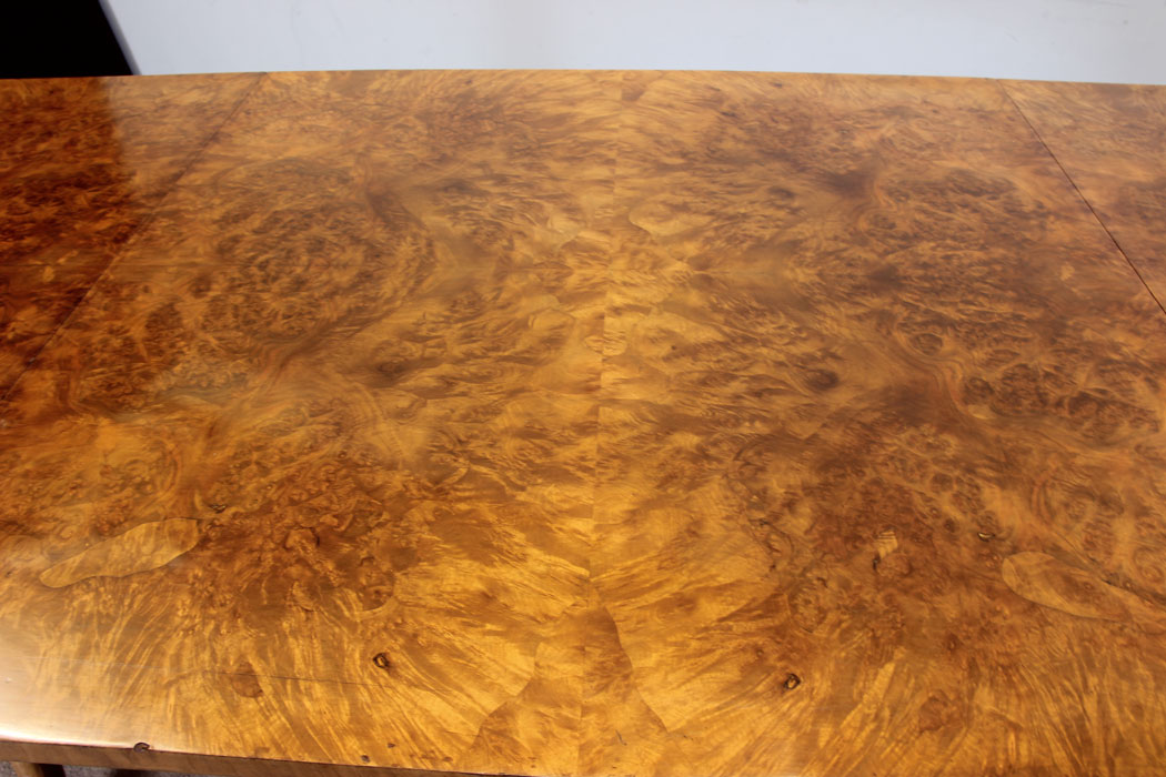 Antique Burr Walnut Dining Table, Antique Burr Walnut Pedestal Dining Table,