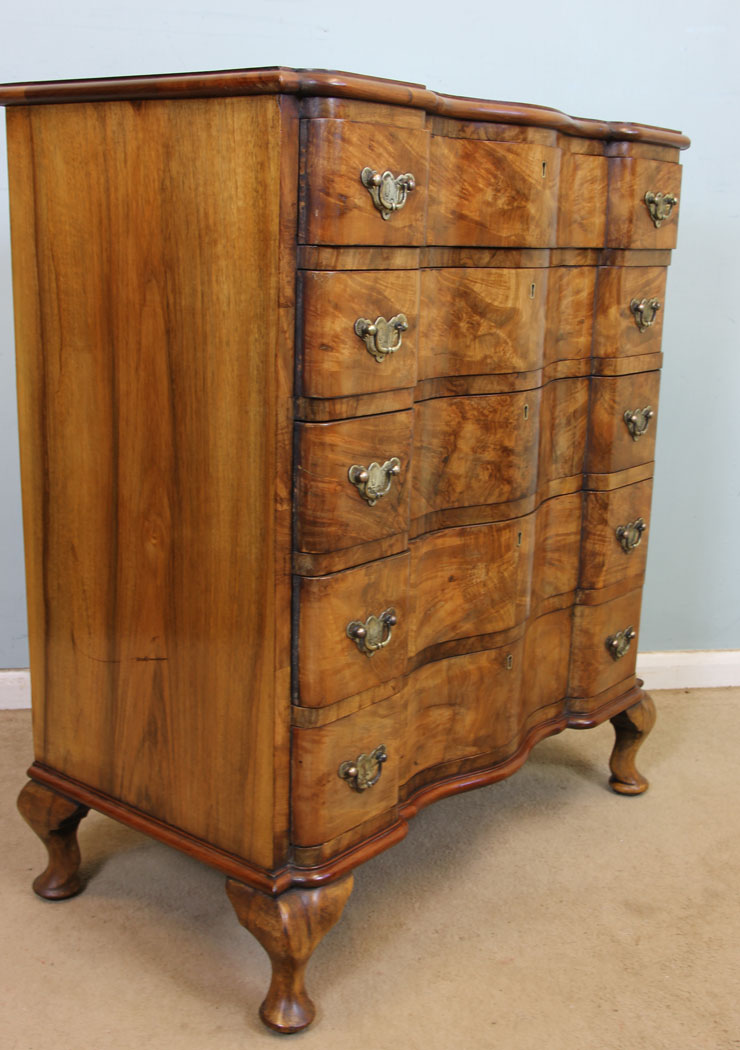 Antique Walnut Chest Drawers,