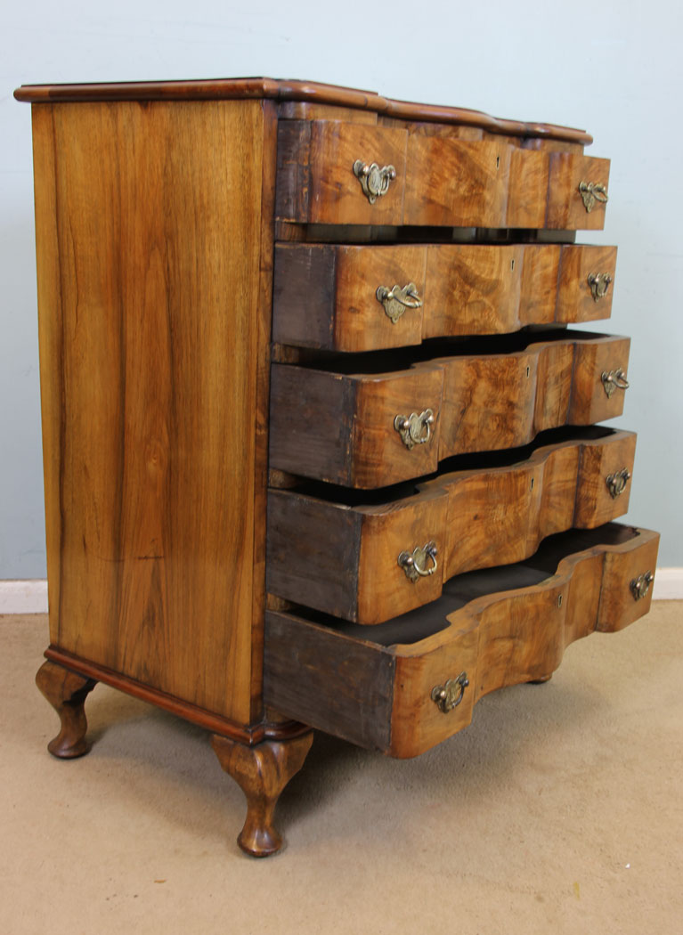 Burr Walnut Chest of Drawers,