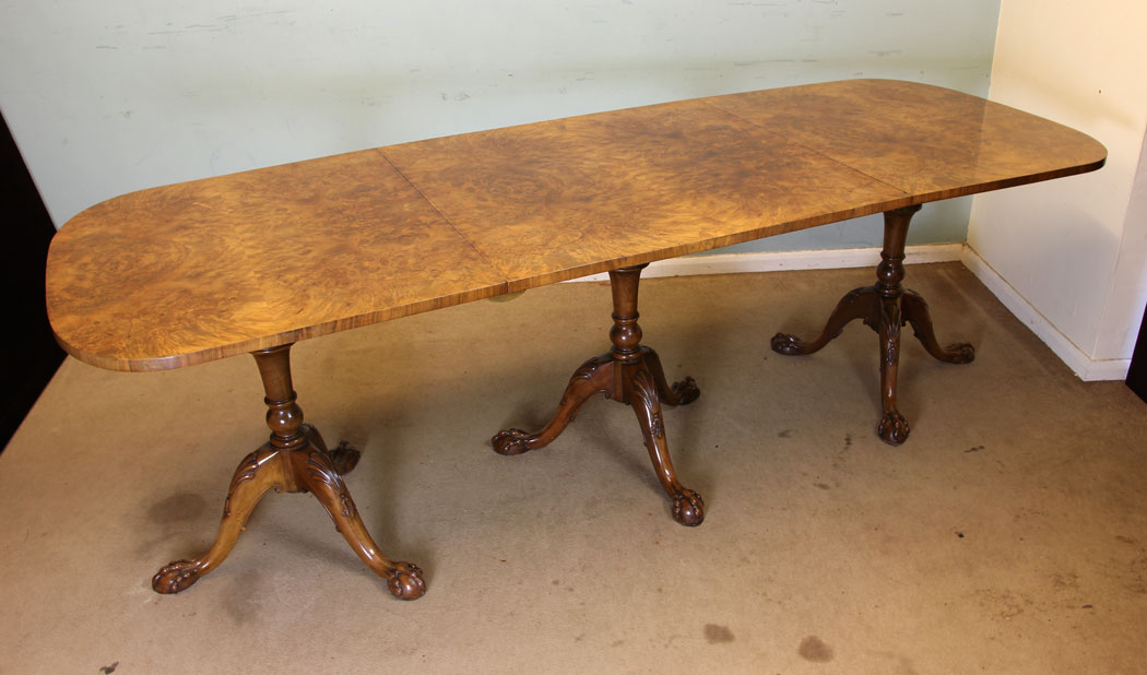 Large 3 Piller Regencey Style Dining Table,