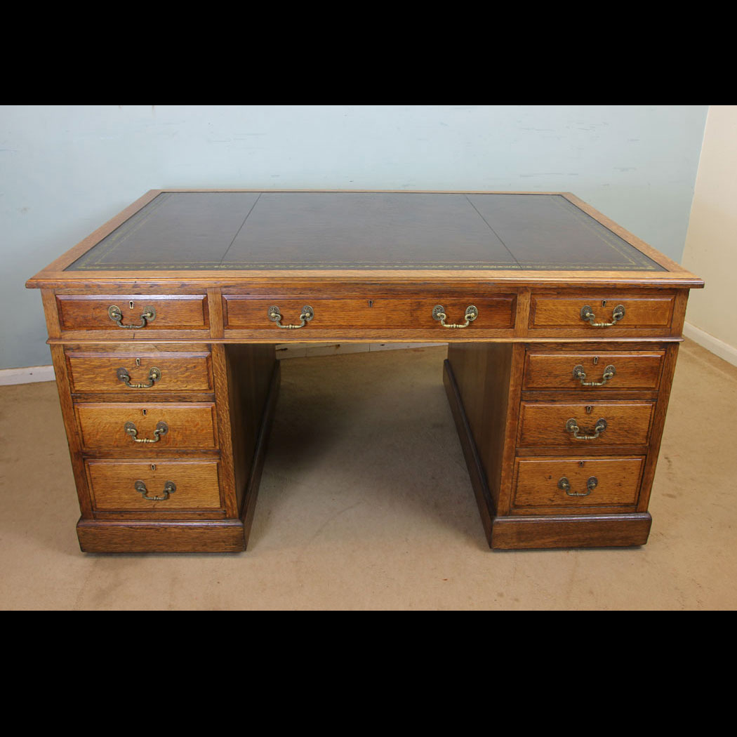 Antique Oak Partners Desk. Antique Oak Partners Desk