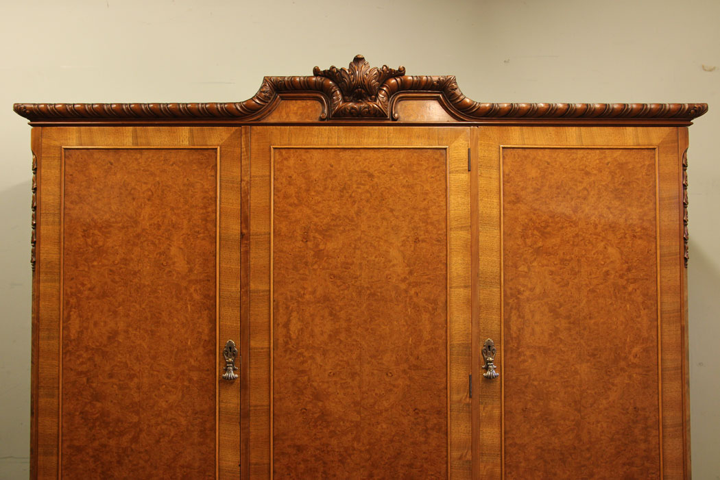 10892r3 Antique Burr Walnut Wardrobe.