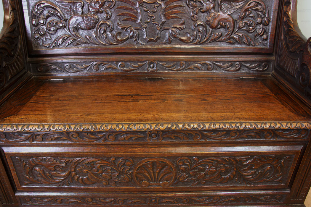 Antique Carved Oak Settle, Lincolnshire,