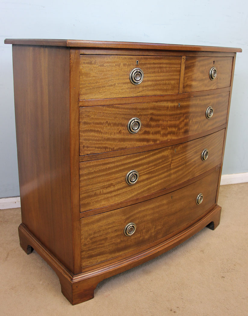 Antique Mahogany Chest of Drawers,