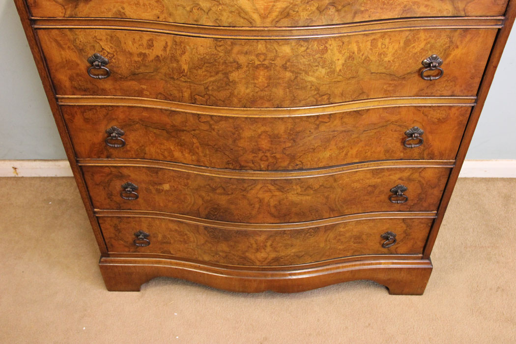 Burr Walnut Chest of Drawers.