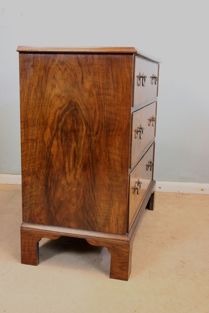 Walnut Chest of Drawers.