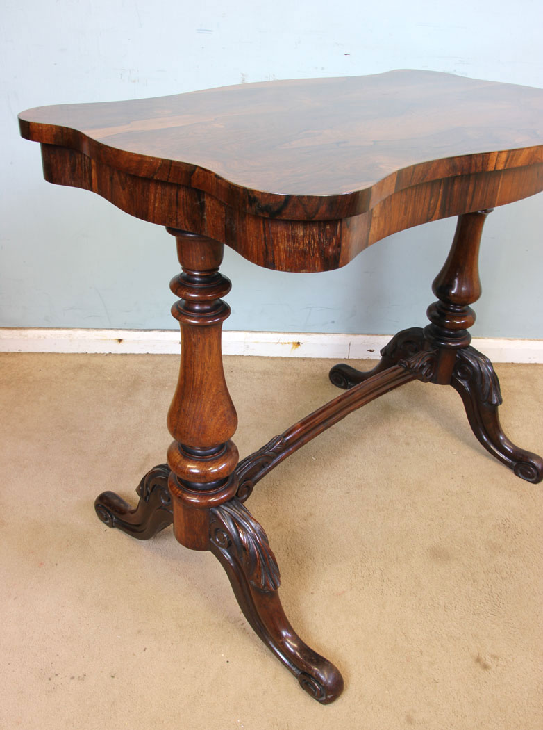 12118r9-Quality-Victorian-Rosewood-Table.