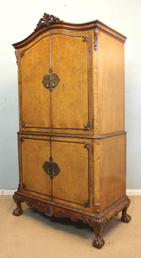 Antique Burr Walnut Drinks Cabinet,