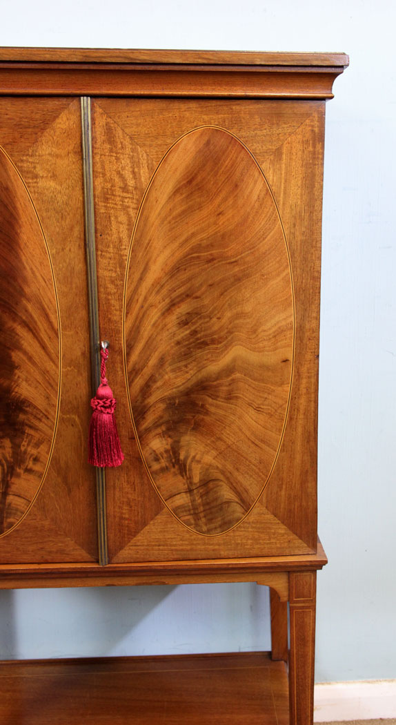 Antique Inlaid Mahogany Side Cabinet.