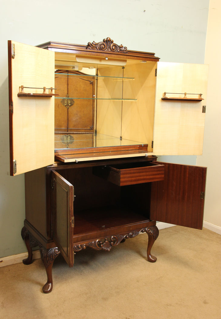 Antique Vintage Burr Walnut Drinks Cabinet,