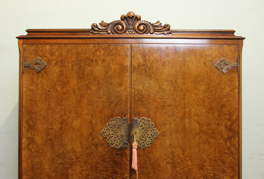 Antique Walnut Drinks Cabinet,