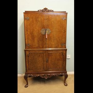 Queen Anne Style Burr Walnut Drinks Cabinet,