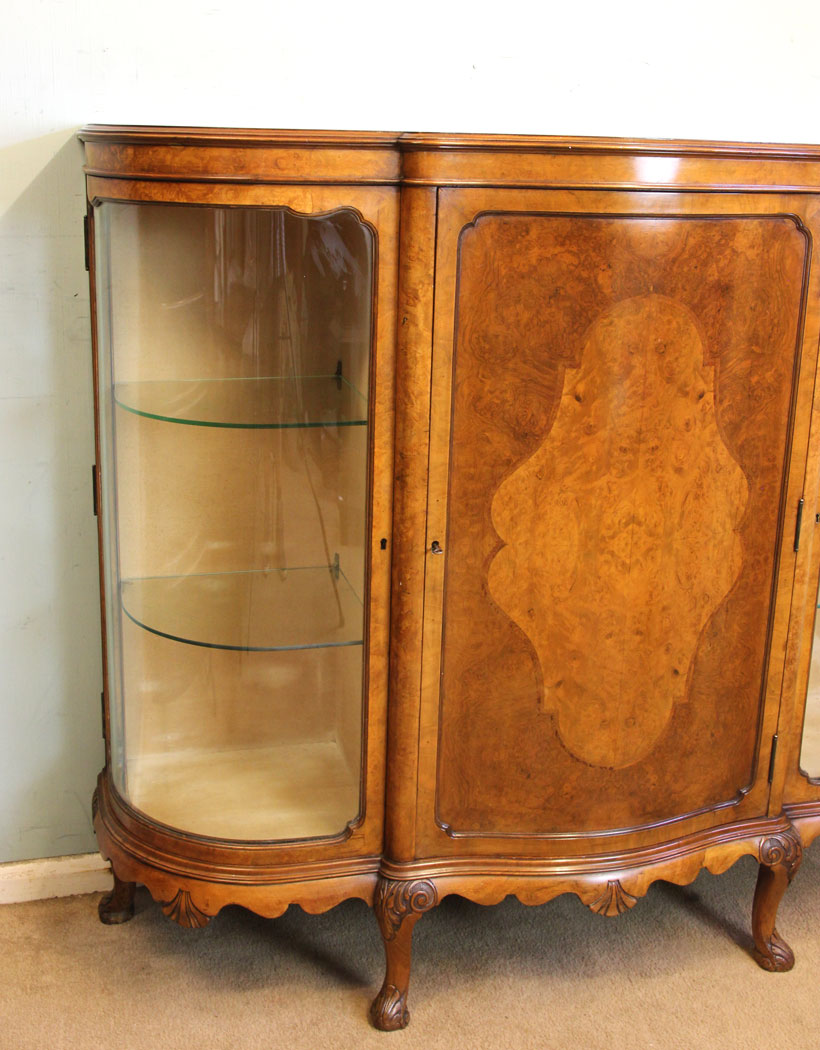 10973r6 Antique Walnut Credenza, Maples & Co, Antique Burr Walnut Credenza