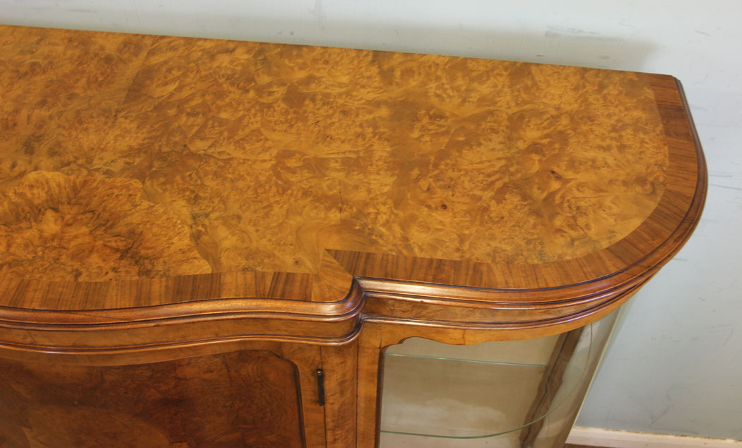 10973r9 Burr Walnut Antique Bowed End Credenza,