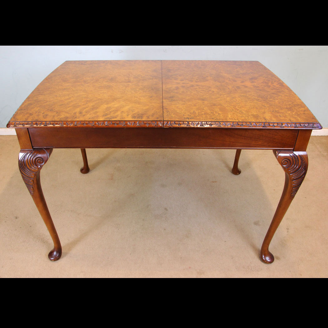 10980r01 Burr Walnut Dining Table, Queen Anne Style Burr Walnut Dining Table