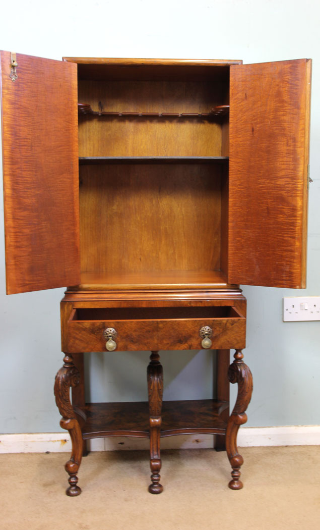 10987r12 Antique Walnut Side Cabinet,
