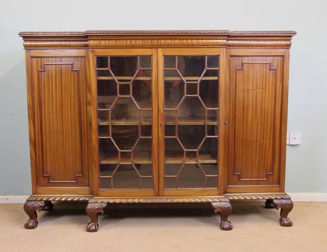 10988r15 Antique Mahogany Breakfront Bookcase,