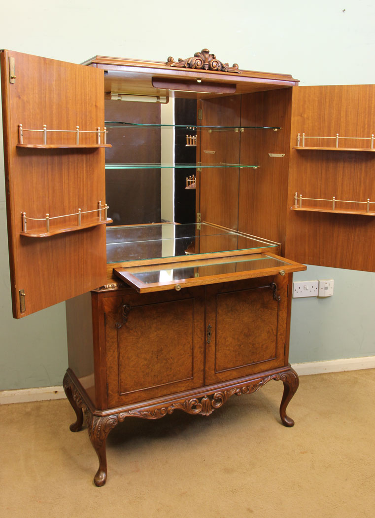 10990r11 Antique Burr Walnut Cocktail Cabinet, Burr Walnut Queen Anne Style Cocktail Drinks Cabinet