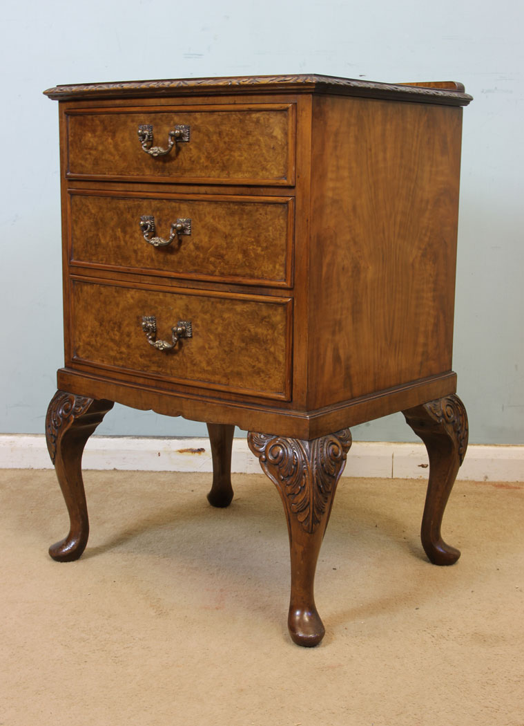 10994r1 Antique Burr Walnut Side Cabinet, Burr Walnut Queen Anne Style Side Cabinet