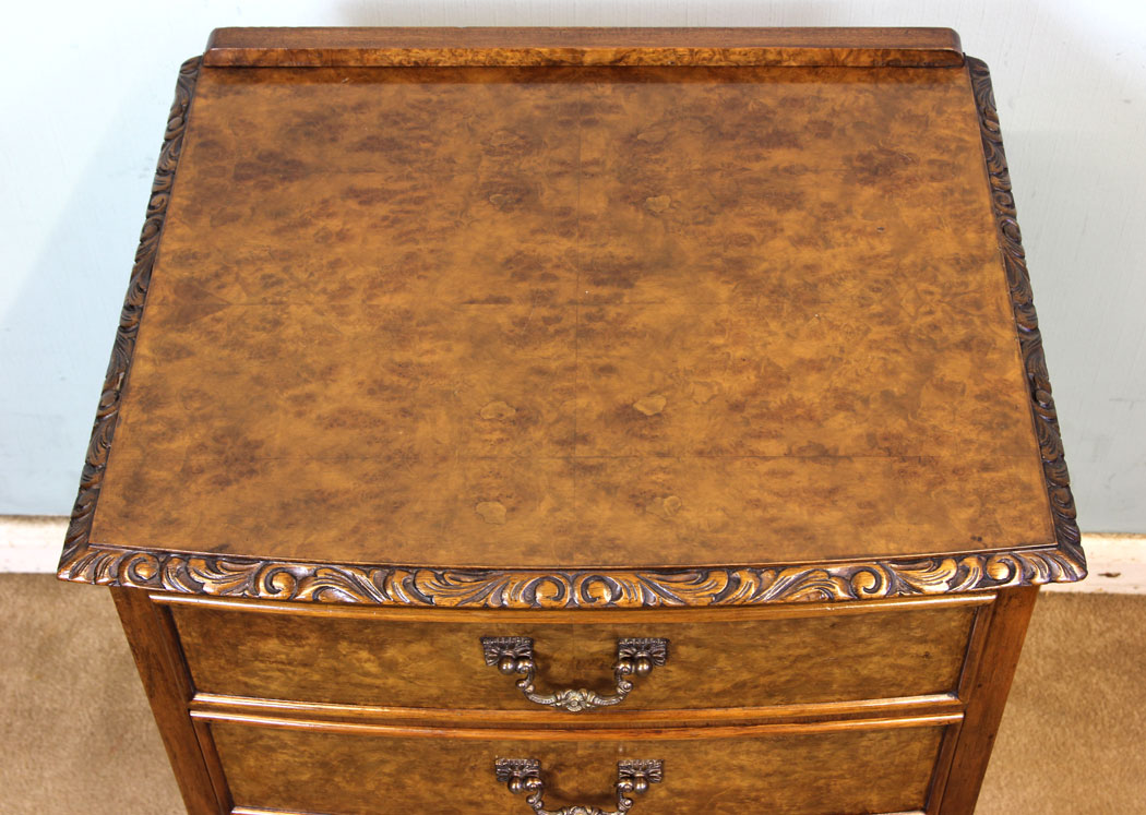 10994r6 Antique Burr Walnut Side Cabinet, Lamp Table, London, Burr Walnut Queen Anne Style Side Cabinet