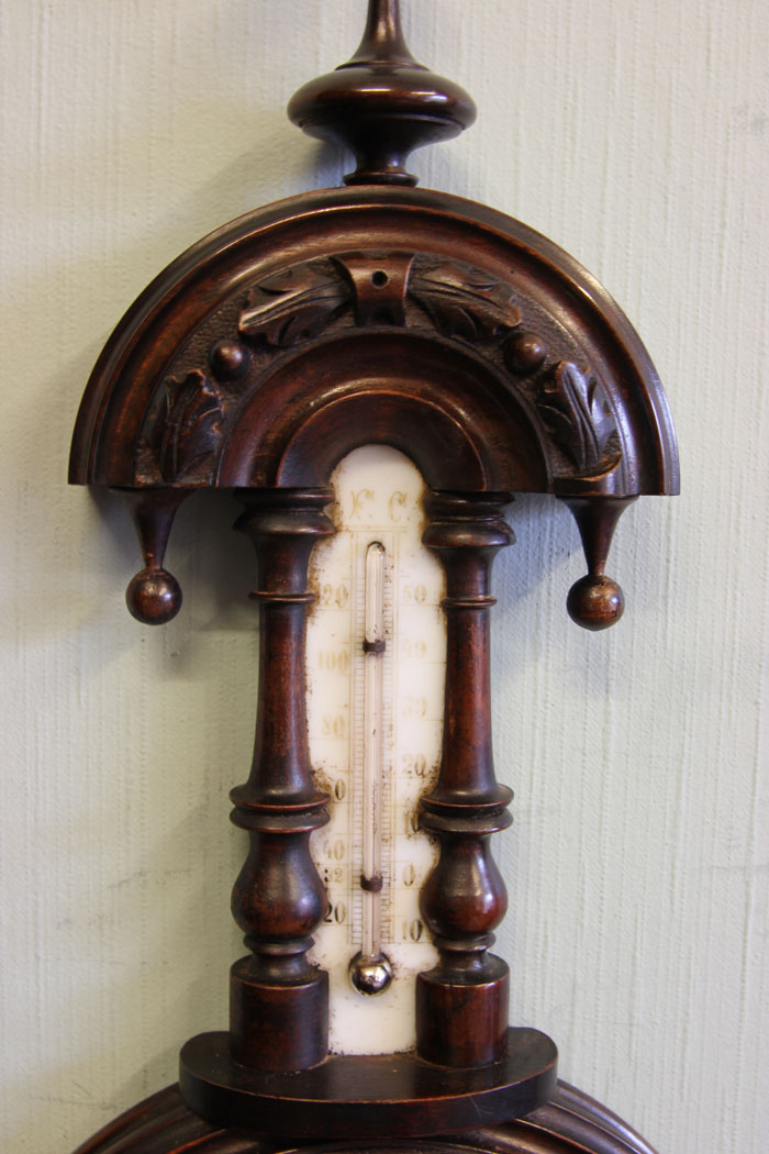 11007r4 Antique Edwardian Aneroid Barometer, Antique Small Carved Barometer.