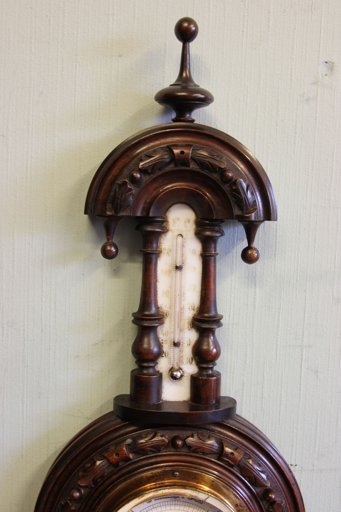 11007r5 Antique Edwardian Aneroid Barometer, Antique Small Carved Barometer.