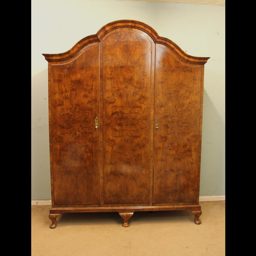 11008r01 Antique Burr Walnut Wardrobe, Antique Burr Walnut Triple Wardrobe