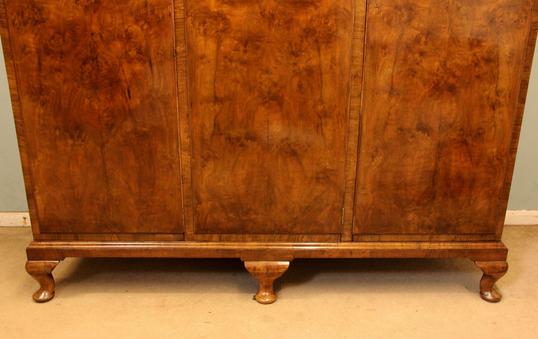11008r7 Queen Anne Style Wardrobe, London, Antique Burr Walnut Triple Wardrobe