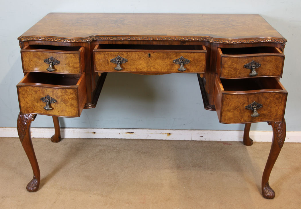 11040r9 Antique Burr Walnut Side Lamp Table, London, Burr Walnut Writing Side Table / Dressing Table