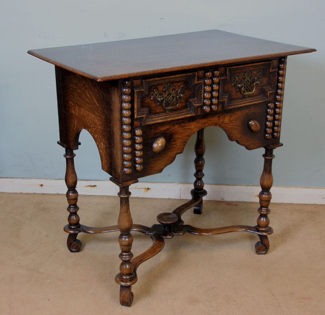 11045r5 Antique Oak Side, Lamp Table, Antique Oak Side Table