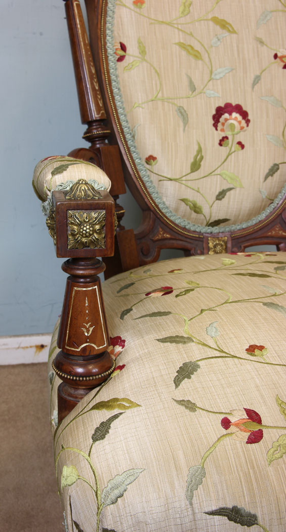 11046r4 Antique Victorian Walnut Armchair, Antique Victorian Walnut Open Armchair.