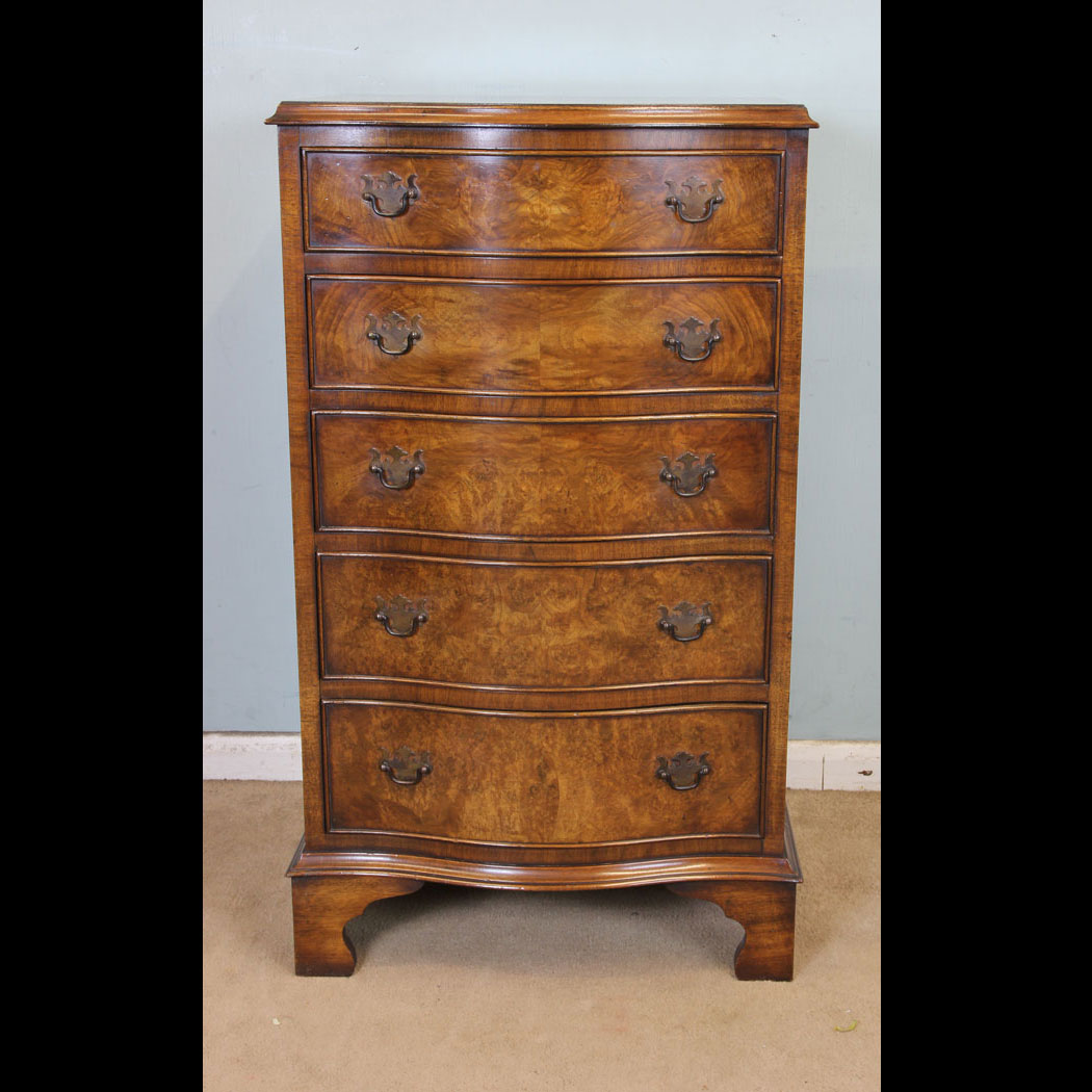 11048r01 Burr Walnut Chest of Drawers, Burr Walnut Small Serpentine Front Chest of Drawers