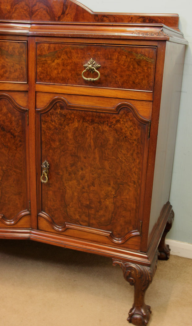 11049r6 Antique Walnut Sideboard, Ball Claw Legs, Antique Bow Fronted Burr Walnut Sideboard