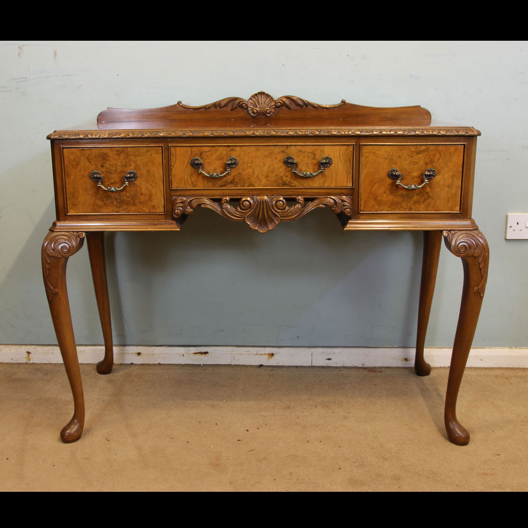 11014r01 Burr Walnut Side Table, Queen Anne Style Burr Walnut Side Table