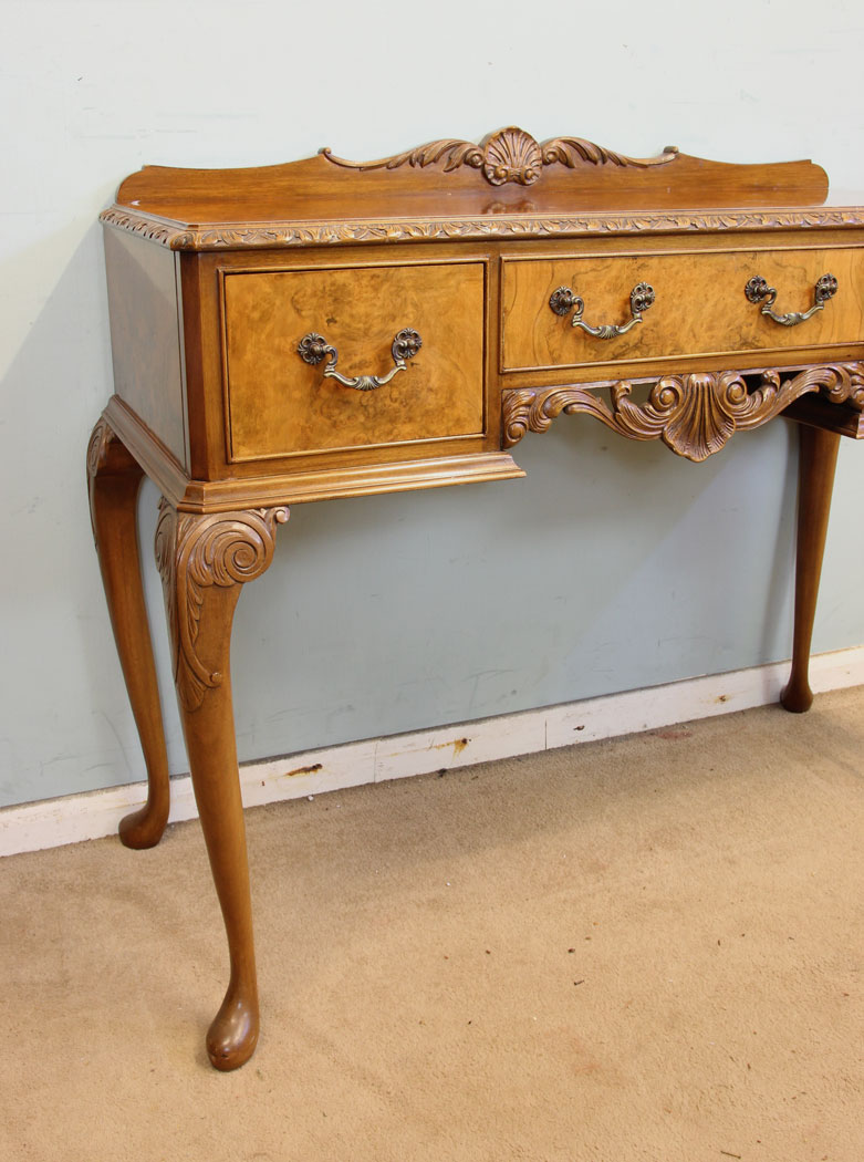 11014r13 Antique Burr Walnut Side Table, Queen Anne Style Burr Walnut Side Table.