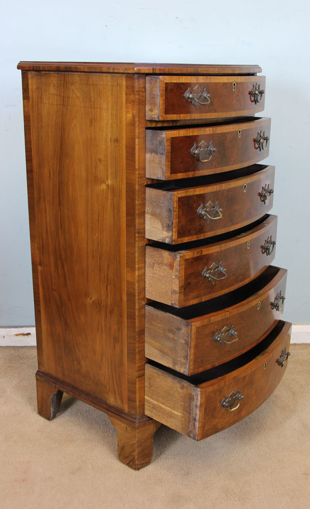 11018r10 Antique Burr Walnut Chest of Drawers, Burr Walnut Bow Front Small Chest of Drawers.