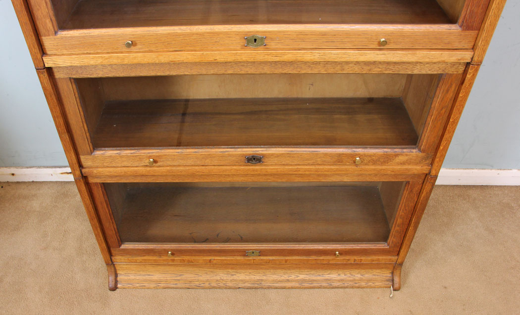 11020r8 Antique Oak Lebus Globe Wernicke Stacking Bookcase, Antique Oak Lebus Stacking Sectional Bookcase