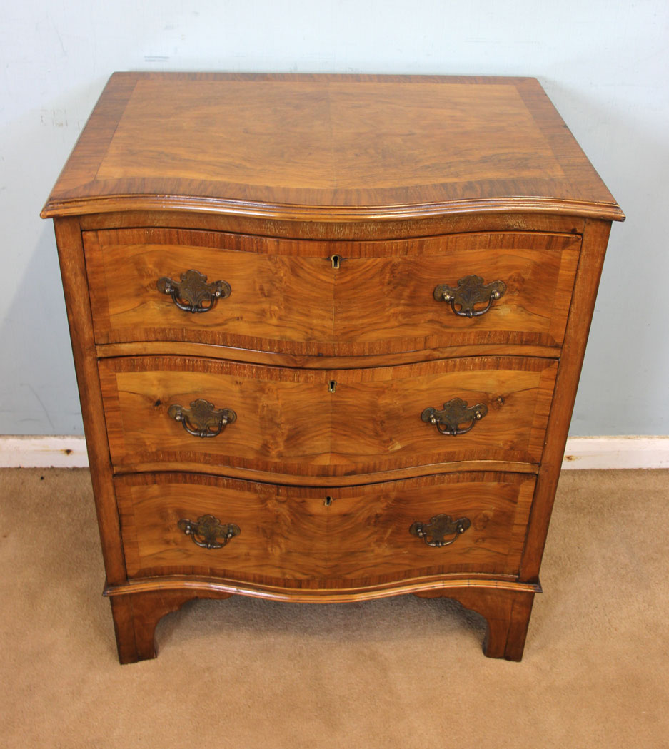11023r6 Antique Burr Walnut Chest of Drawers, For Sale, Antique Figured Walnut Small Chest of Drawers