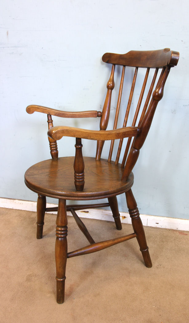 11029r5 Antique Country Windsor Armchair, Country Windsor Kitchen Armchair
