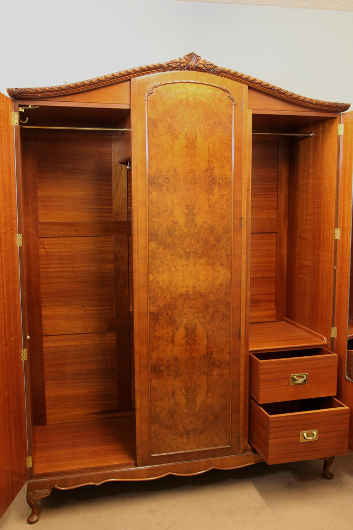 11052r8 Antique Triple Burr Walnut Wardrobe, Quality Burr Walnut Triple Wardrobe