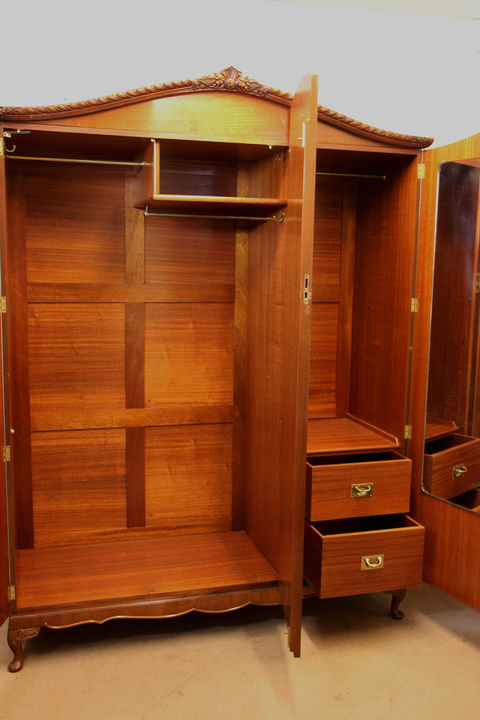 11052r9 Antique Triple Wardrobe, Quality Burr Walnut Triple Wardrobe