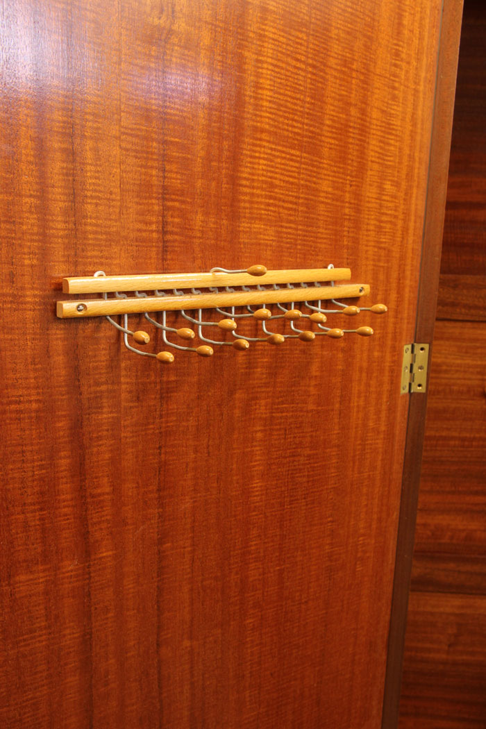 11053r11 Antique Double Burr Walnut Wardrobe, Quality Burr Walnut Double Wardrobe