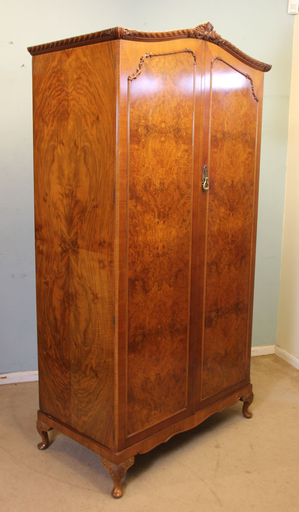 11053r12 Antique Double Burr Walnut Wardrobe, Quality Burr Walnut Double Wardrobe