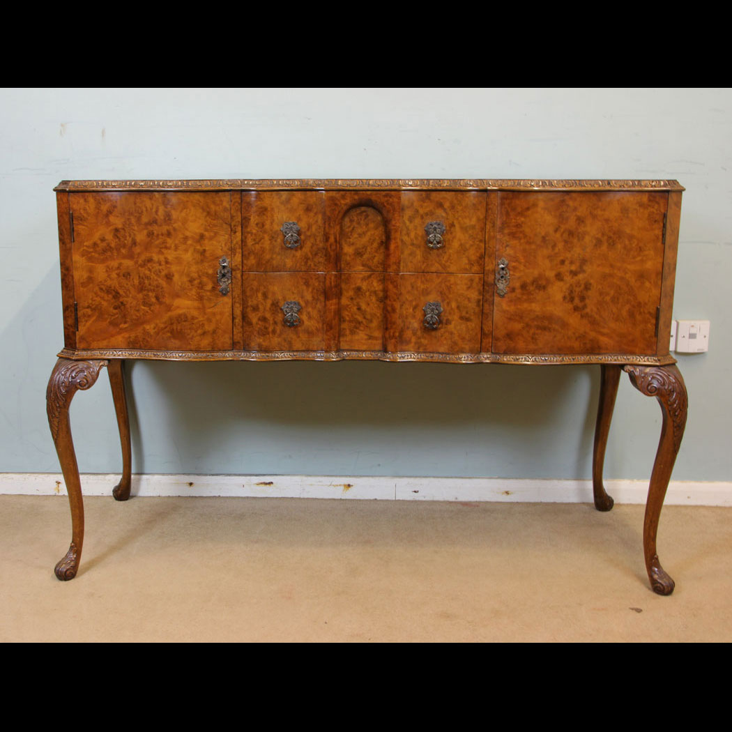 11054r01 Antique Burr Walnut Sideboard, Antique Burr Walnut Serpentine Queen Anne Style Shaped Front Sideboard