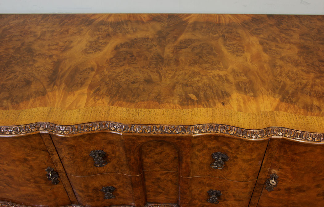 11054r8 Antique Burr Walnut Sideboard, Burr Walnut Serpentine Queen Anne Style Shaped Front Sideboard