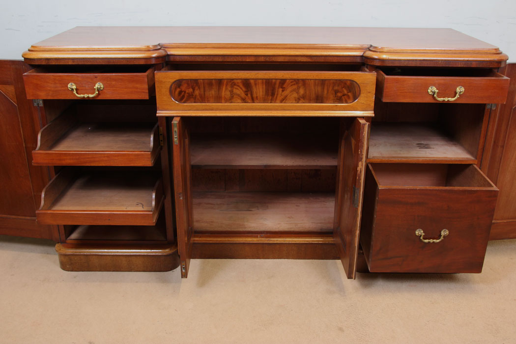 11057r12 Antique Mahogany Sideboard Base,