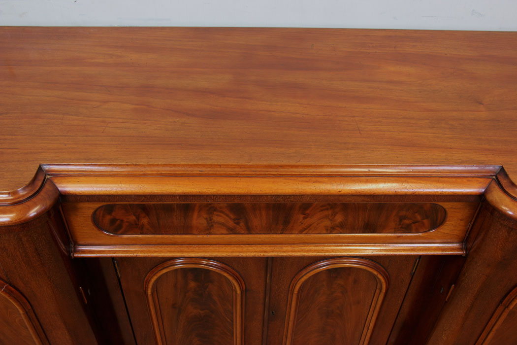 11057r3 Antique Mahogany Chiffonier Sideboard Base, Antique Victorian Mahogany Breakfront Sideboard Dresser Base.