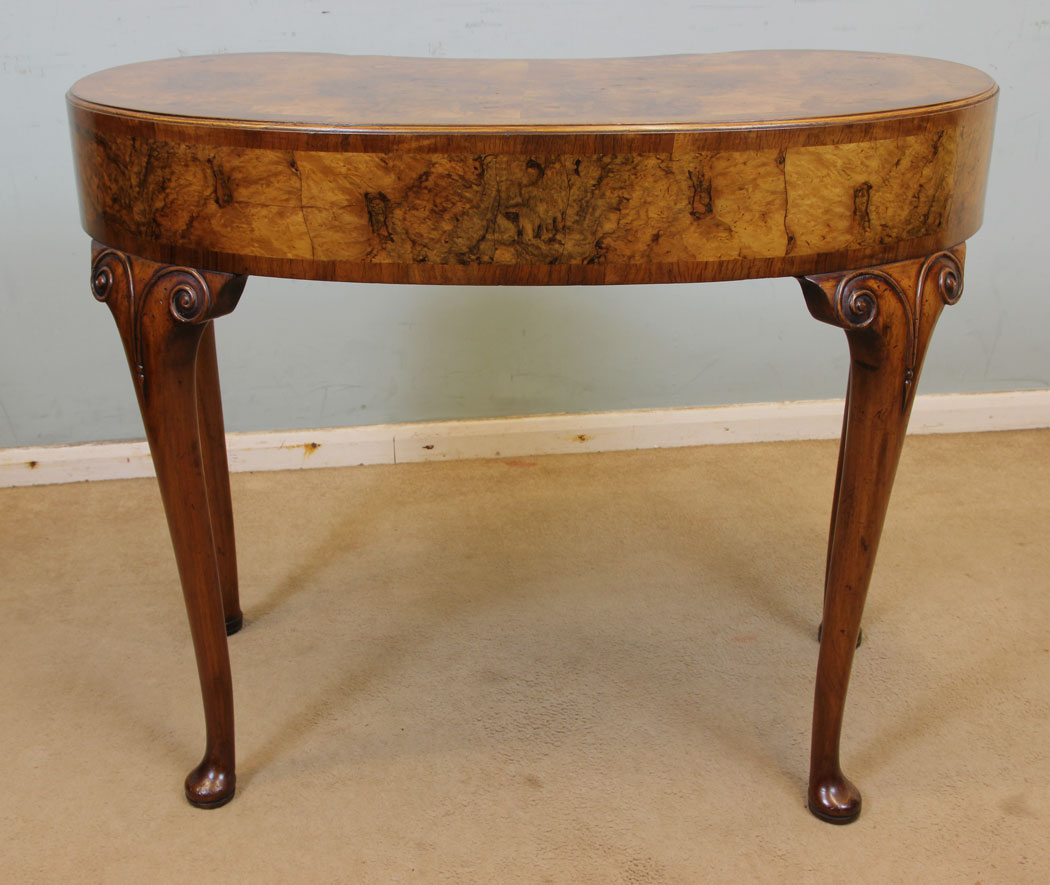 11058r9 Antique Burr Walnut Hall Side Table, Antique Shaped Burr Walnut Side Table